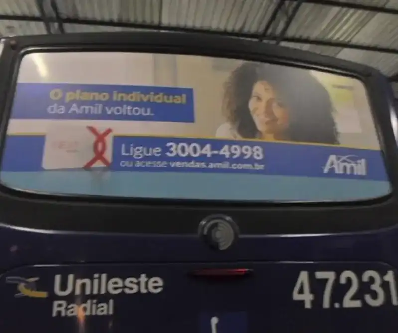 midia busdoor